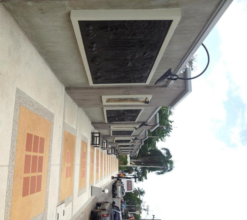 P.N. Guesthouse Krabi town Eksteriør bilde