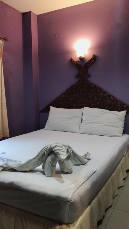 P.N. Guesthouse Krabi town Eksteriør bilde