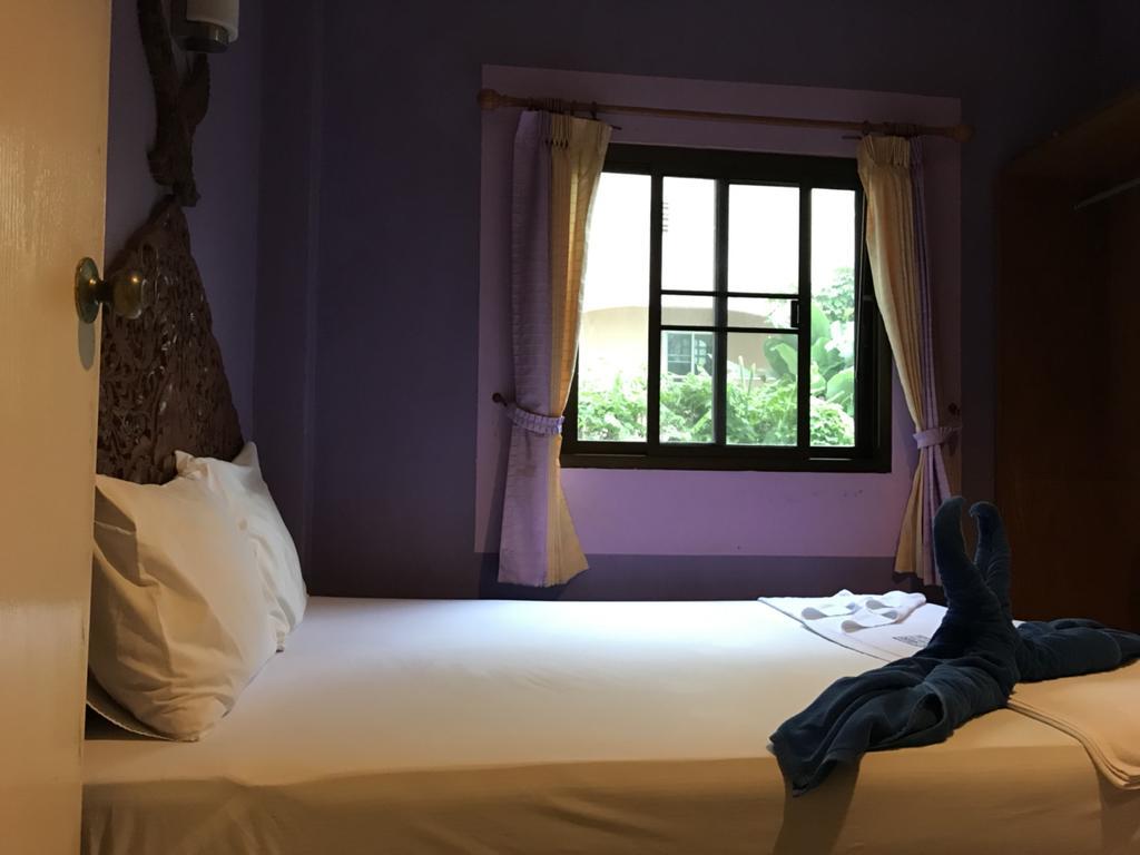 P.N. Guesthouse Krabi town Eksteriør bilde