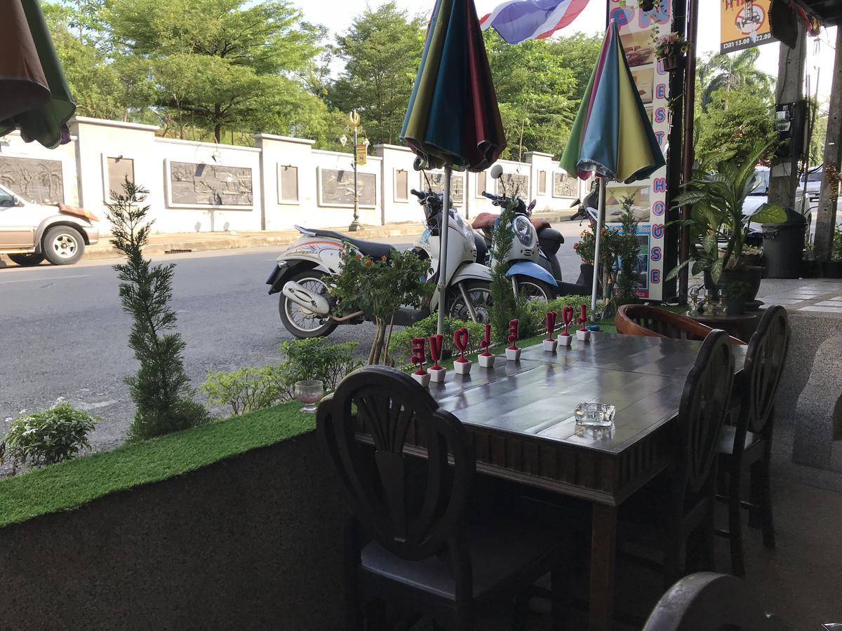 P.N. Guesthouse Krabi town Eksteriør bilde